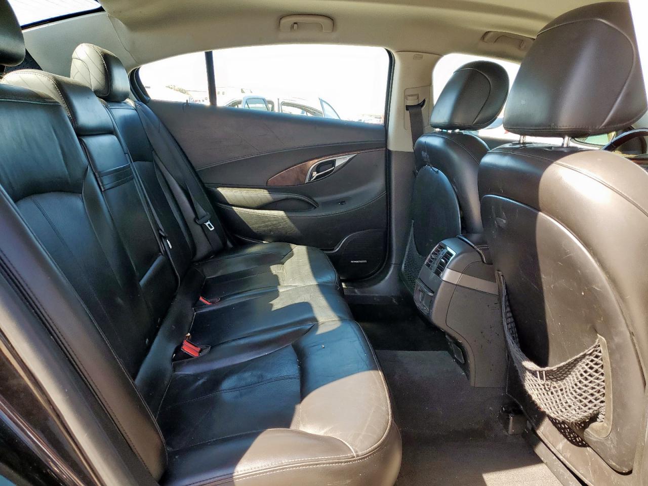 2011 Buick LaCrosse - Image 10