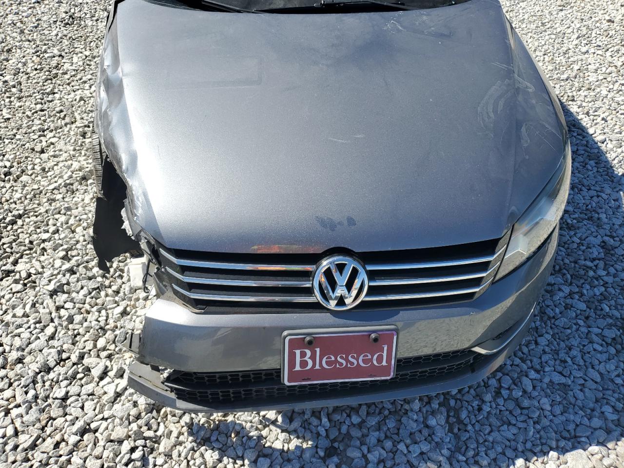 2015 Volkswagen Passat - Image 11