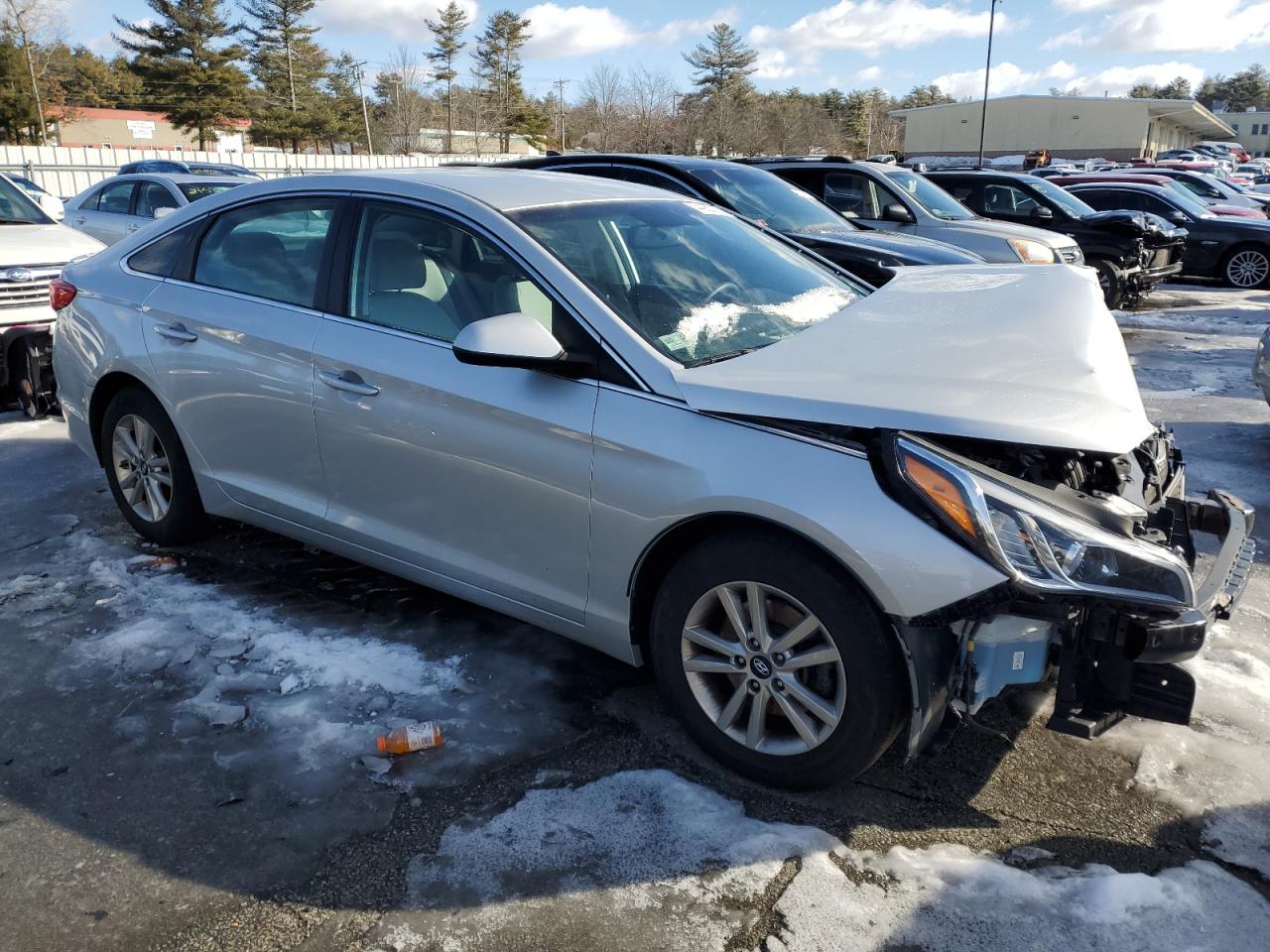2015 Hyundai Sonata - Image 4