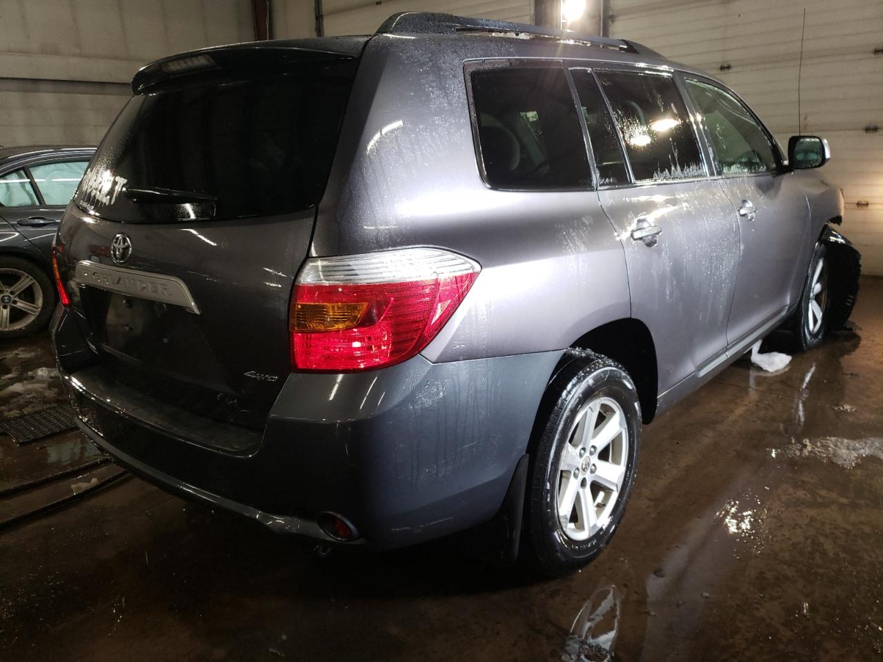 2010 Toyota Highlander - Image 3