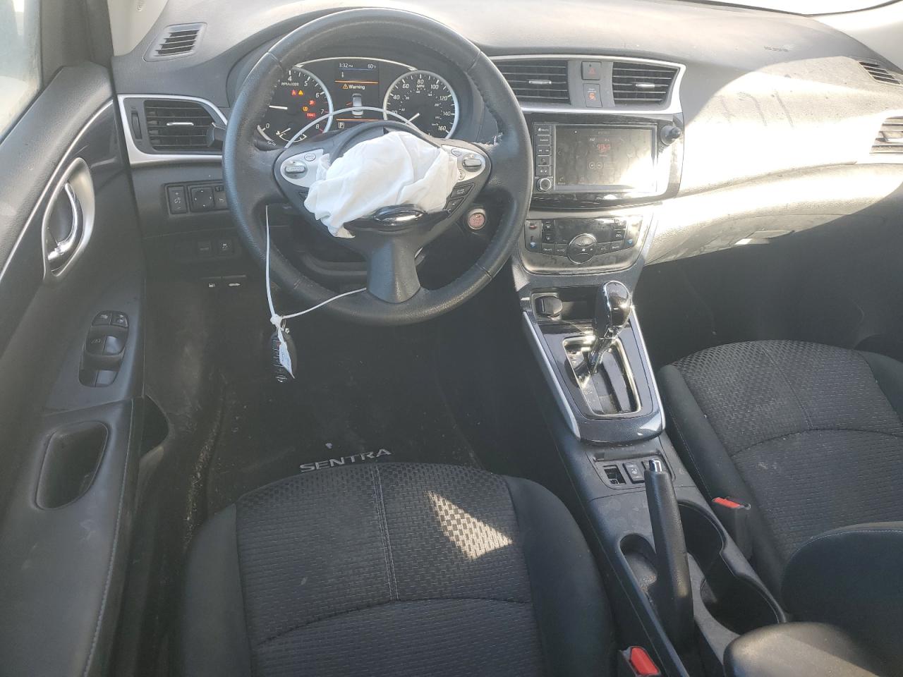 2019 Nissan Sentra - Image 8