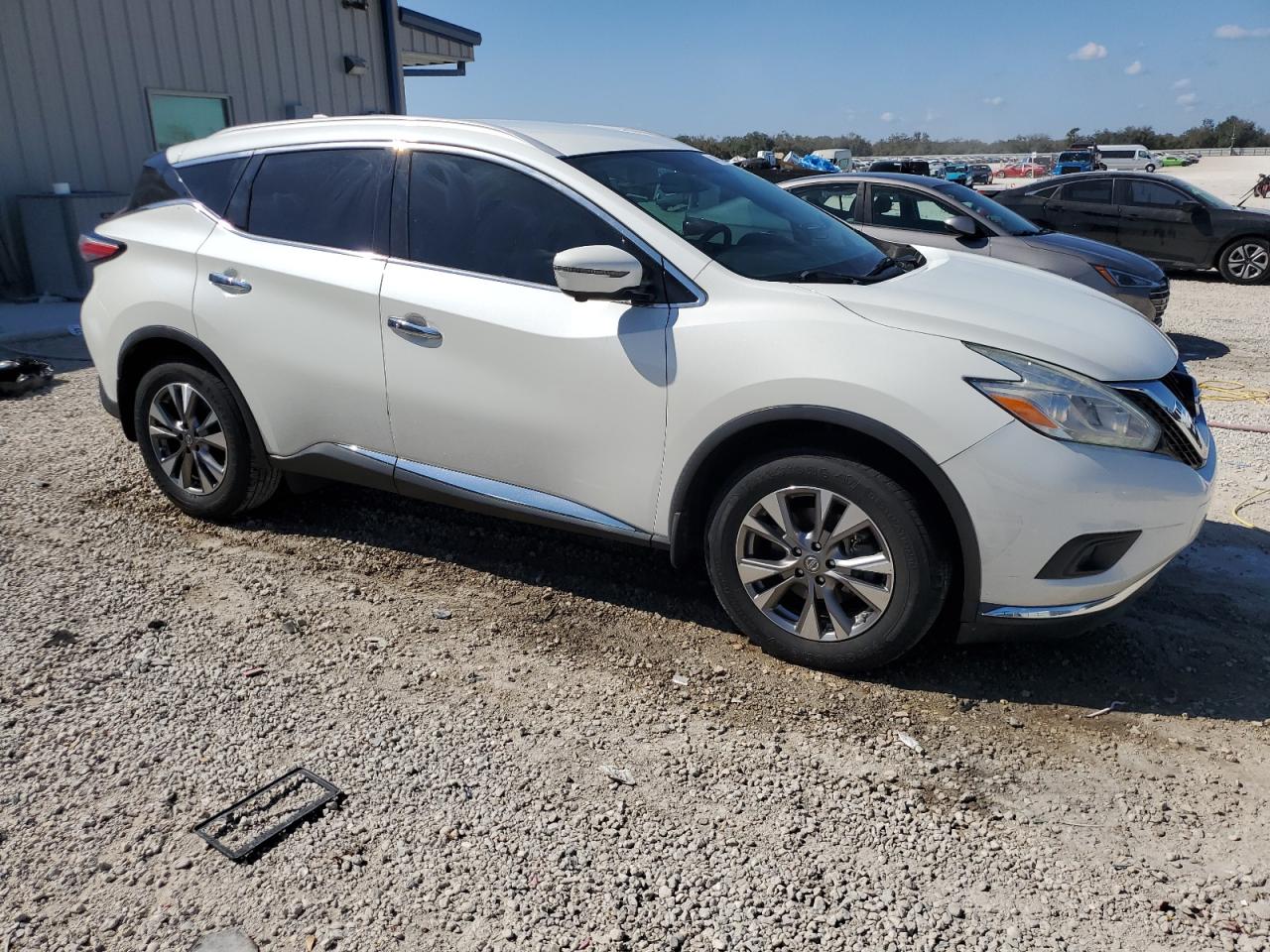 2017 Nissan Murano - Image 4
