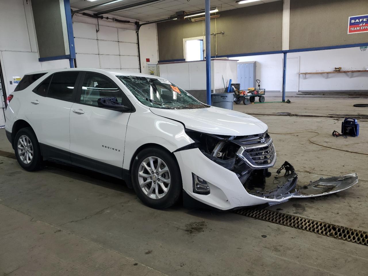 2021 Chevrolet Equinox - Image 4