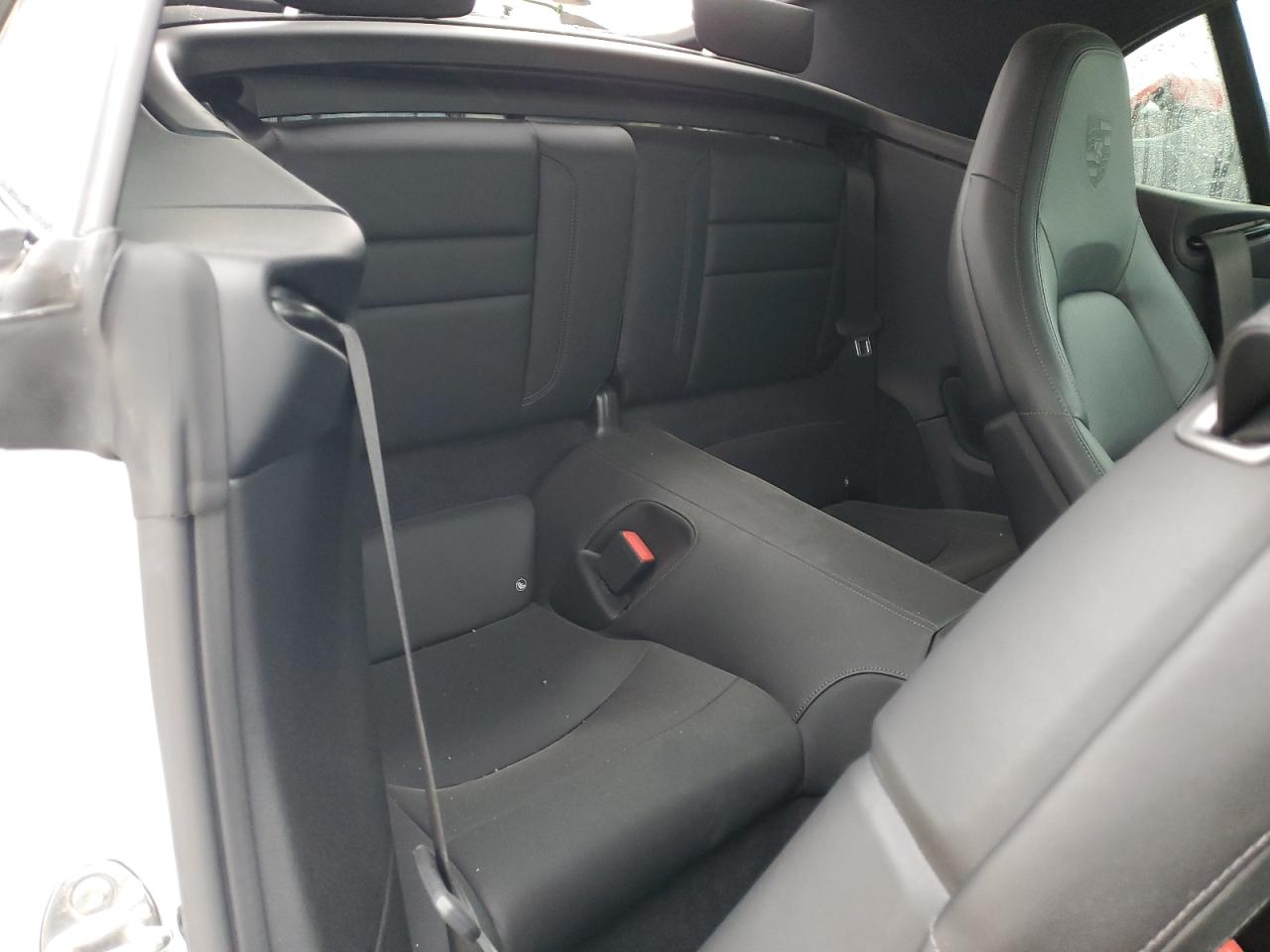 2020 Porsche 911 - Image 11