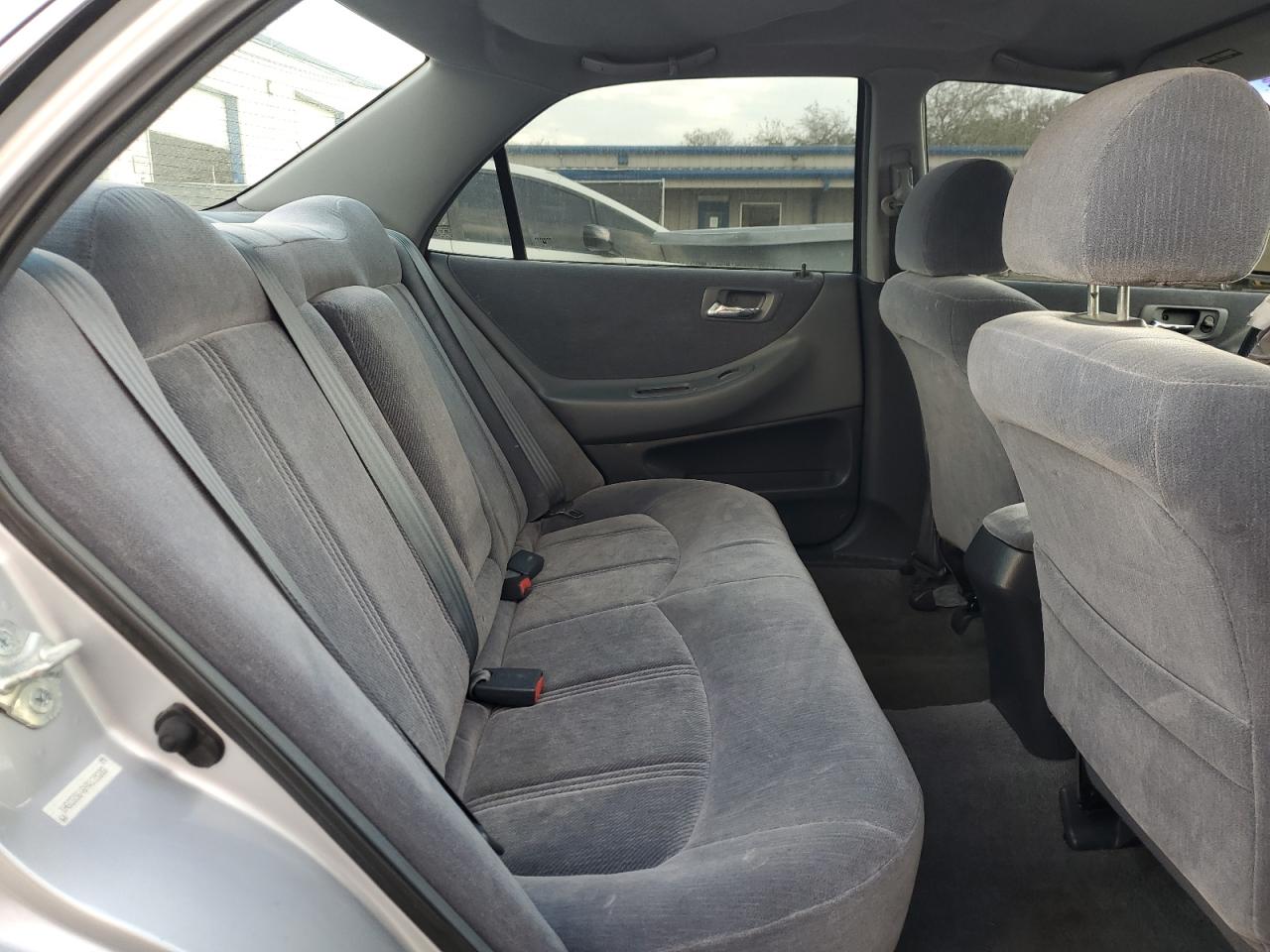 2000 Honda Accord - Image 10