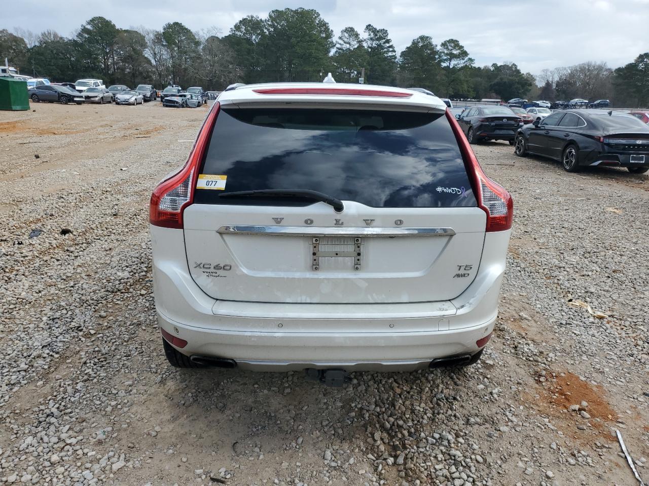 2015 Volvo XC60 - Image 6