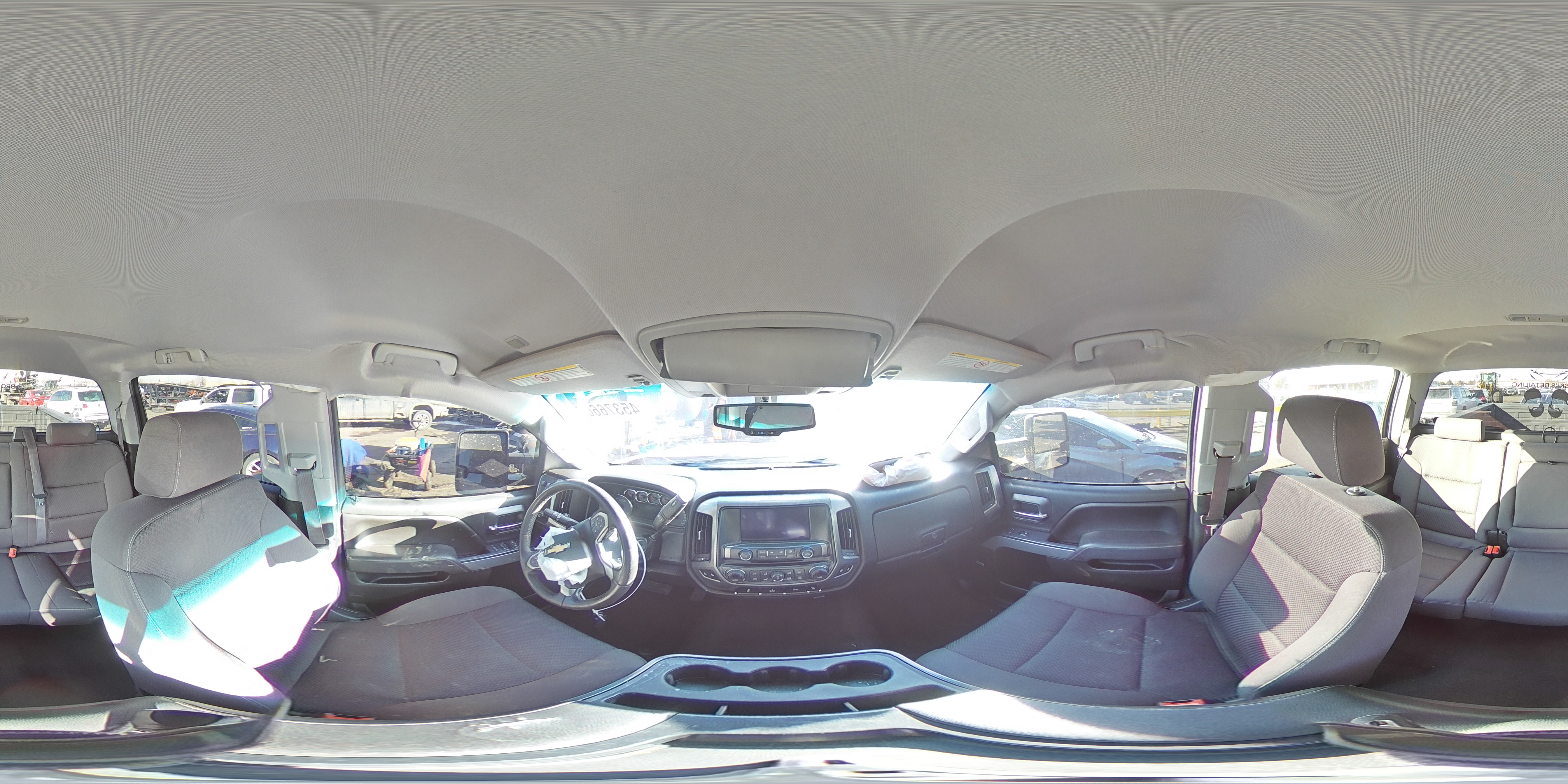 2016 Chevrolet Silverado - Image 13