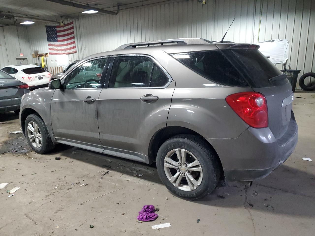 2011 Chevrolet Equinox - Image 2