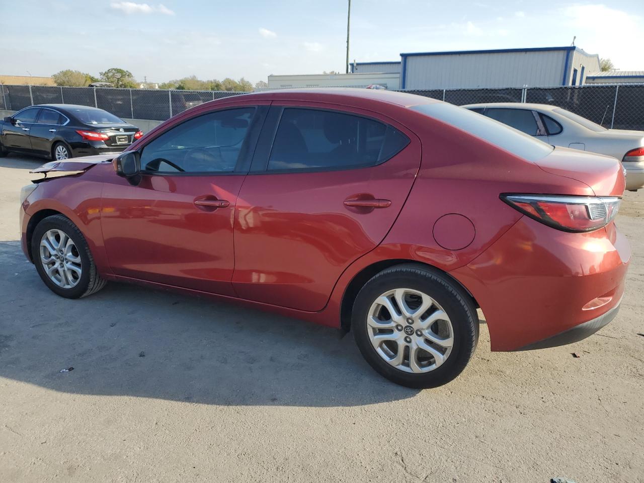 2017 Toyota Yaris - Image 2