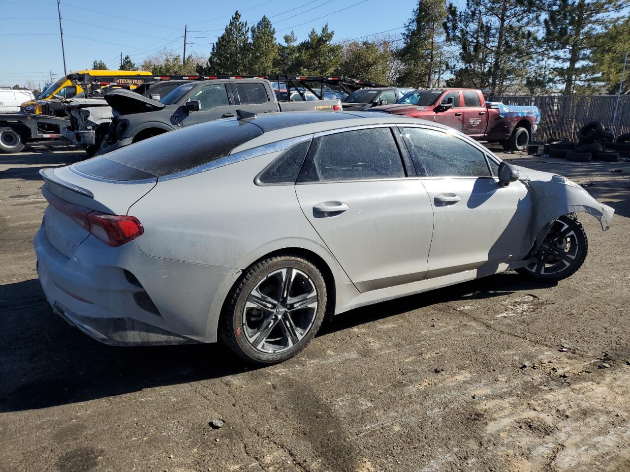 2023 Kia K5 - Image 3
