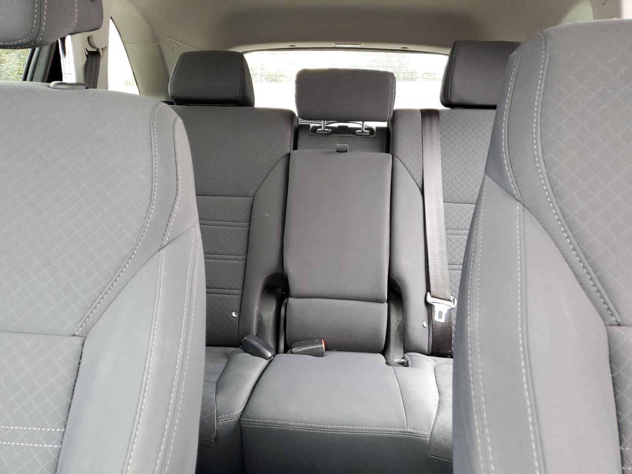 2017 Kia Sorento - Image 10