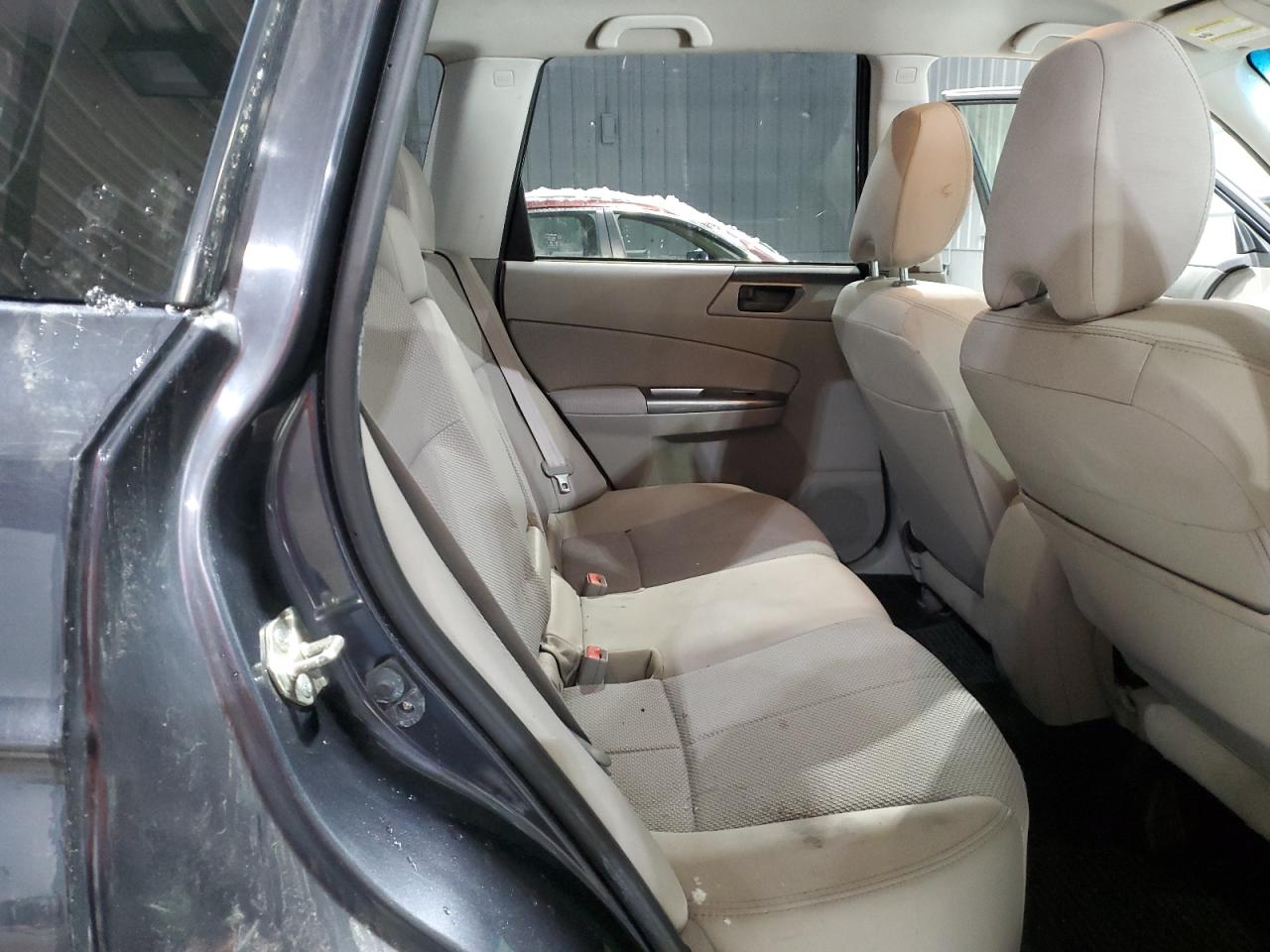 2013 Subaru Forester - Image 11