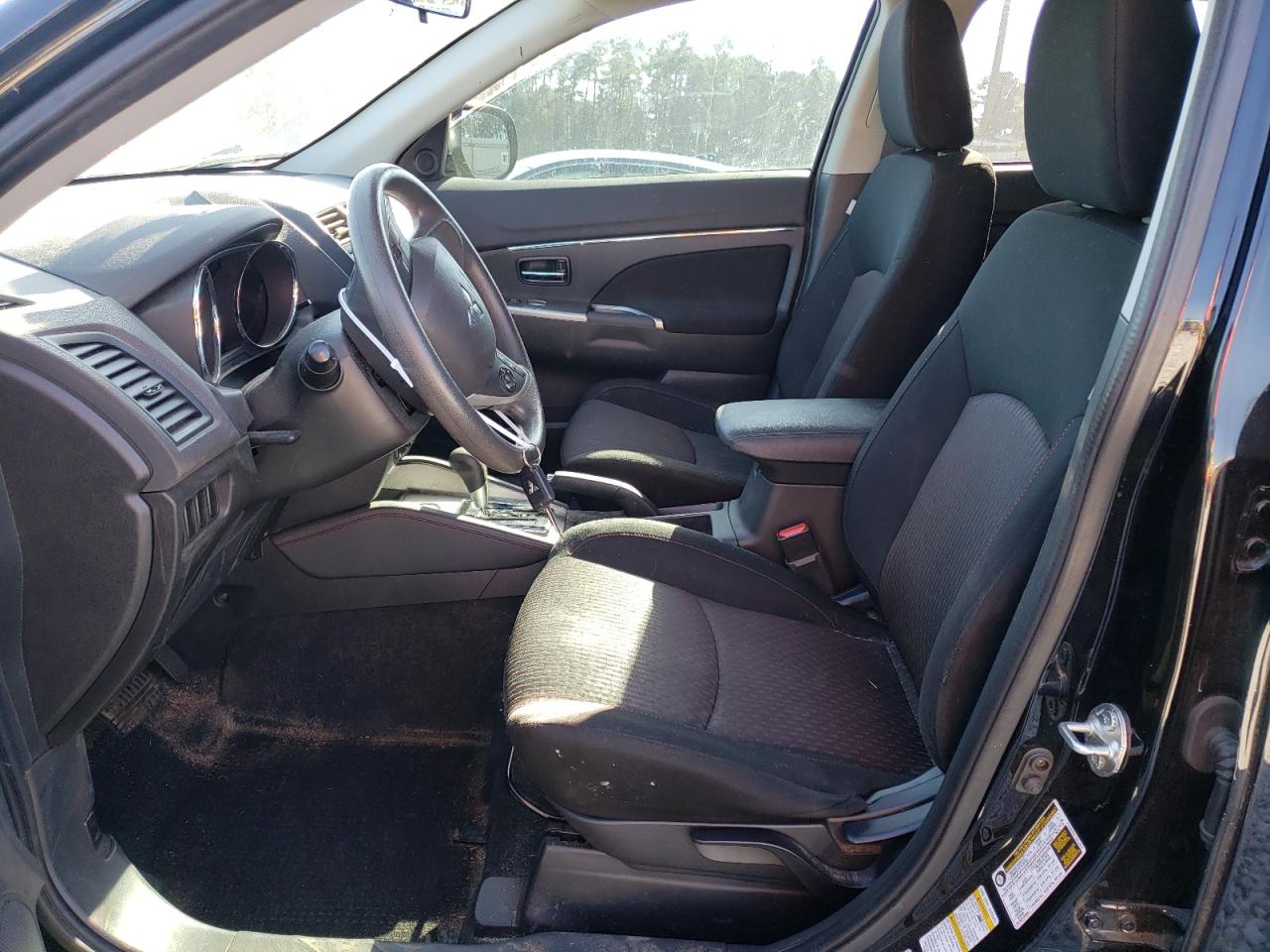 2019 Mitsubishi Outlander - Image 7
