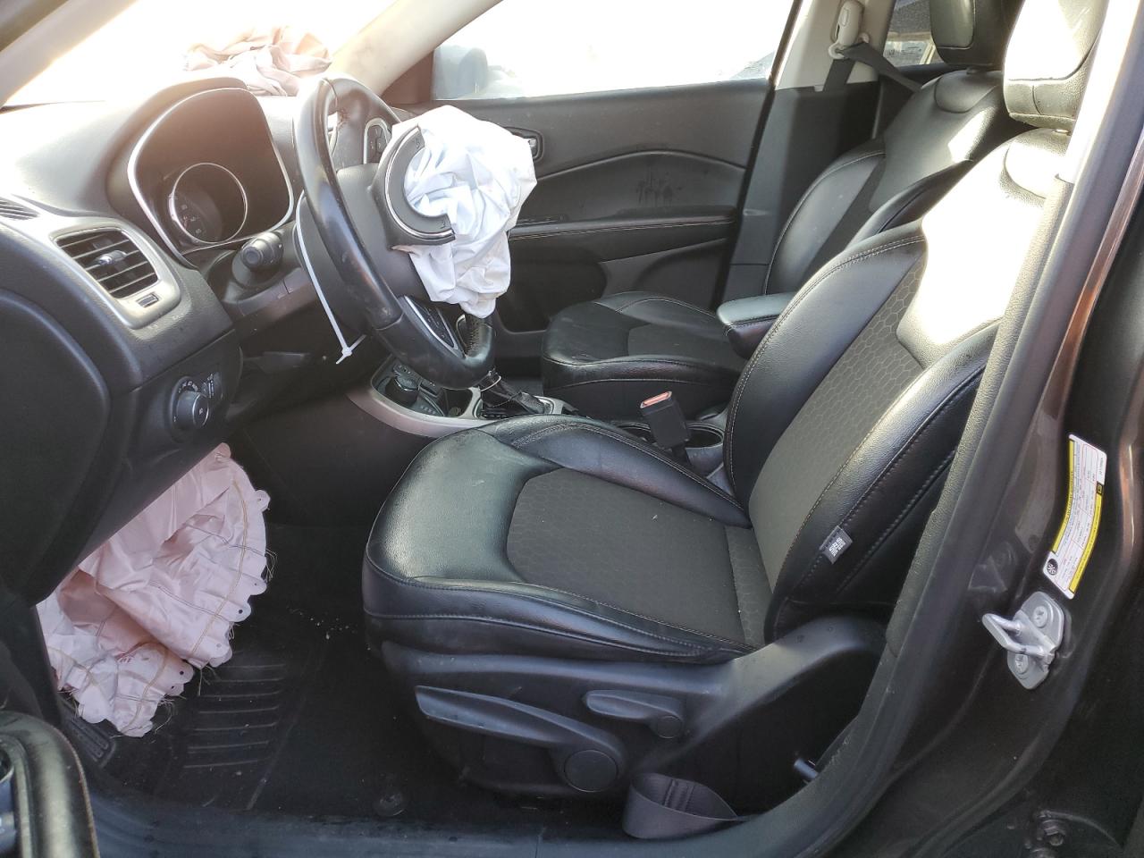 2018 Jeep Compass - Image 7