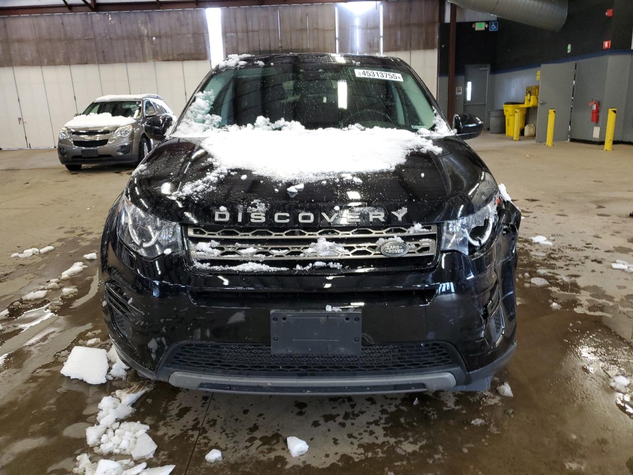 2017 Land Rover Discovery - Image 5