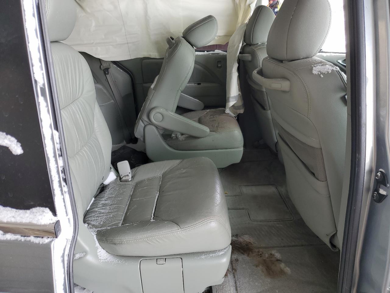 2007 Honda Odyssey - Image 11