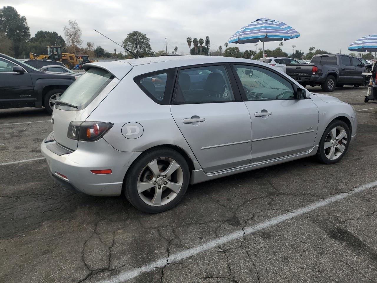 2005 Mazda 3 - Image 3