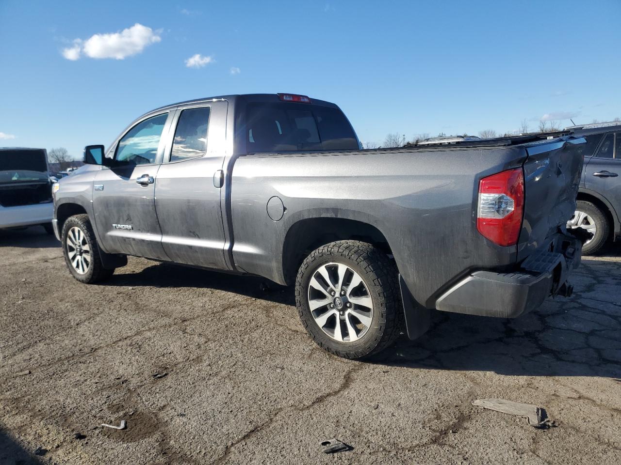 2018 Toyota Tundra - Image 2