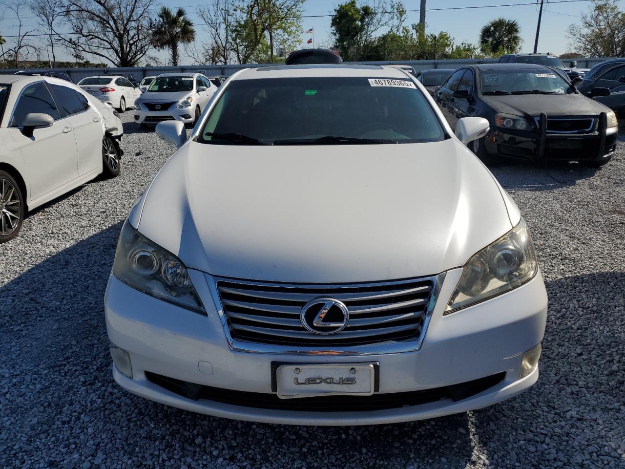 2012 Lexus ES - Image 5