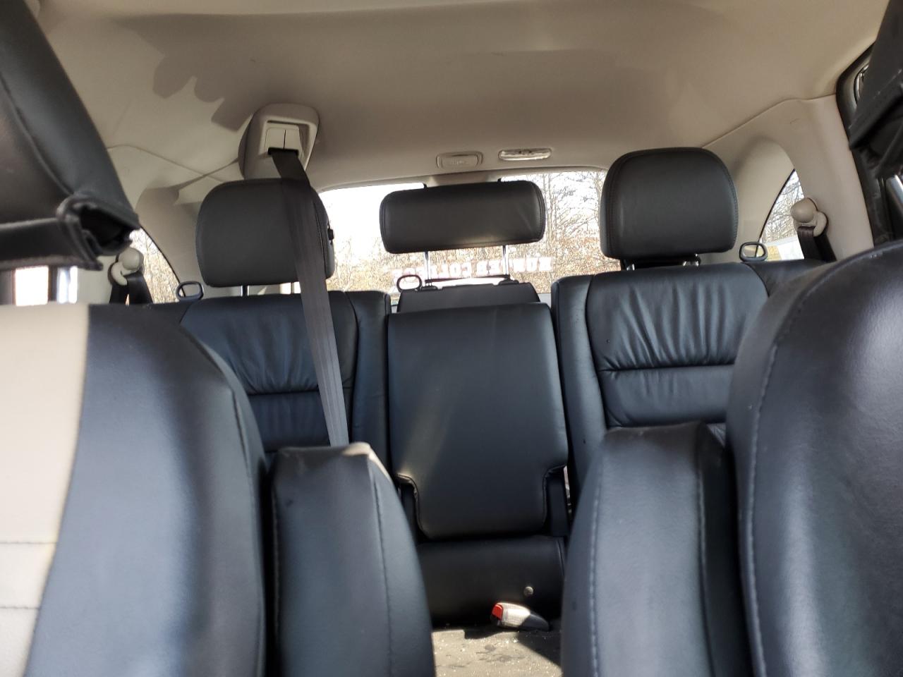 2011 Honda CR-V - Image 10