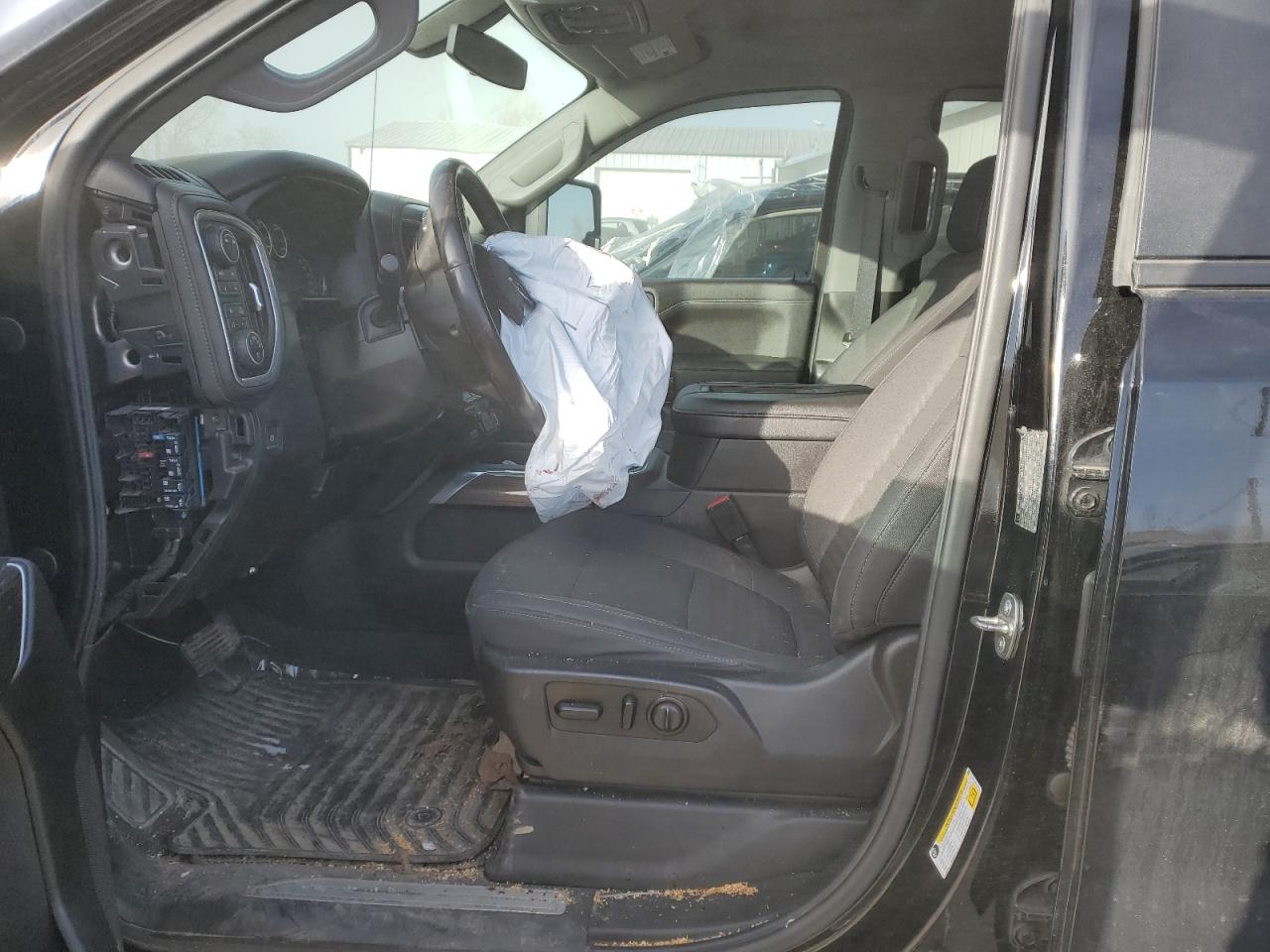 2019 Chevrolet Silverado - Image 7