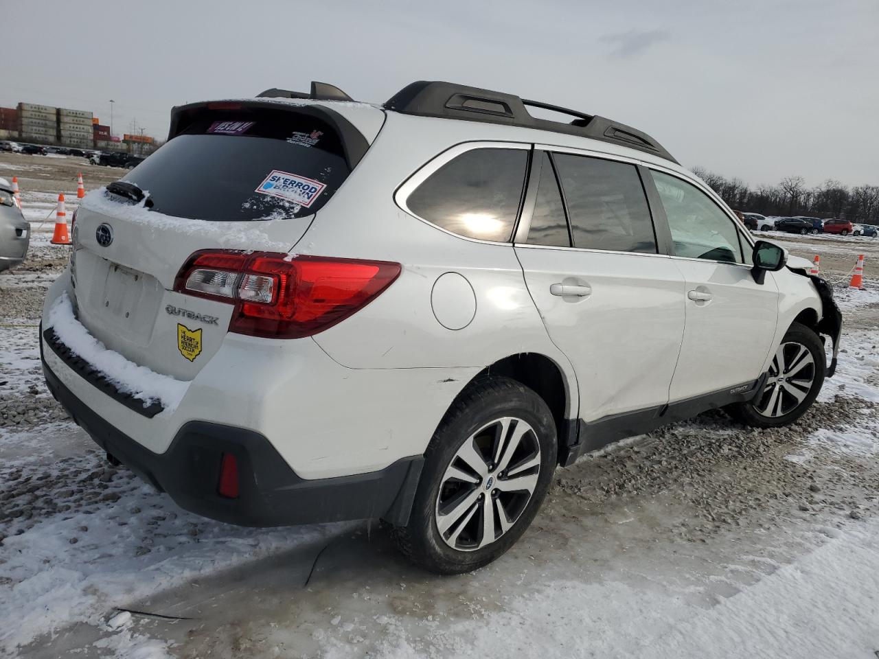 2018 Subaru Outback - Image 3