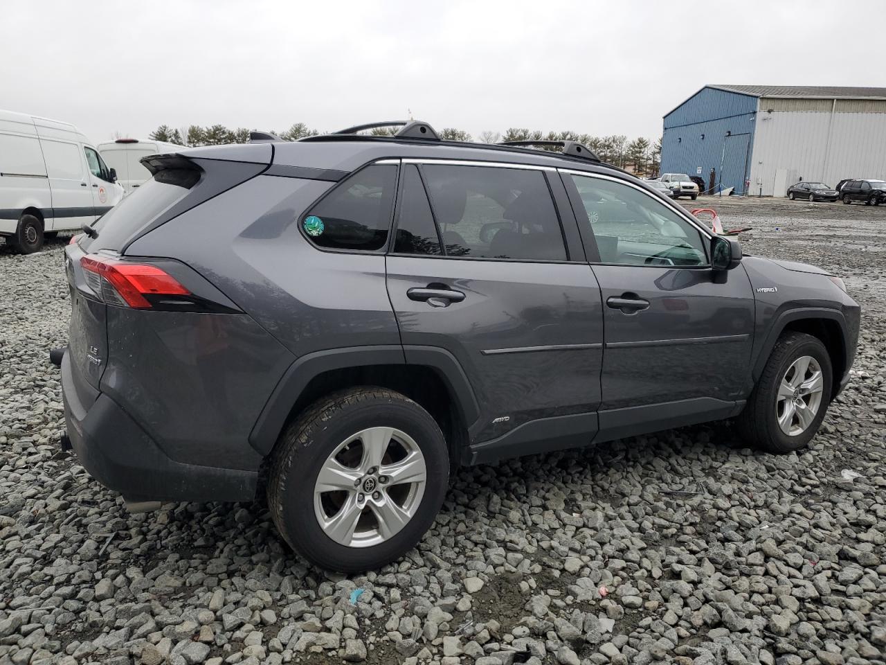 2021 Toyota RAV 4 - Image 3