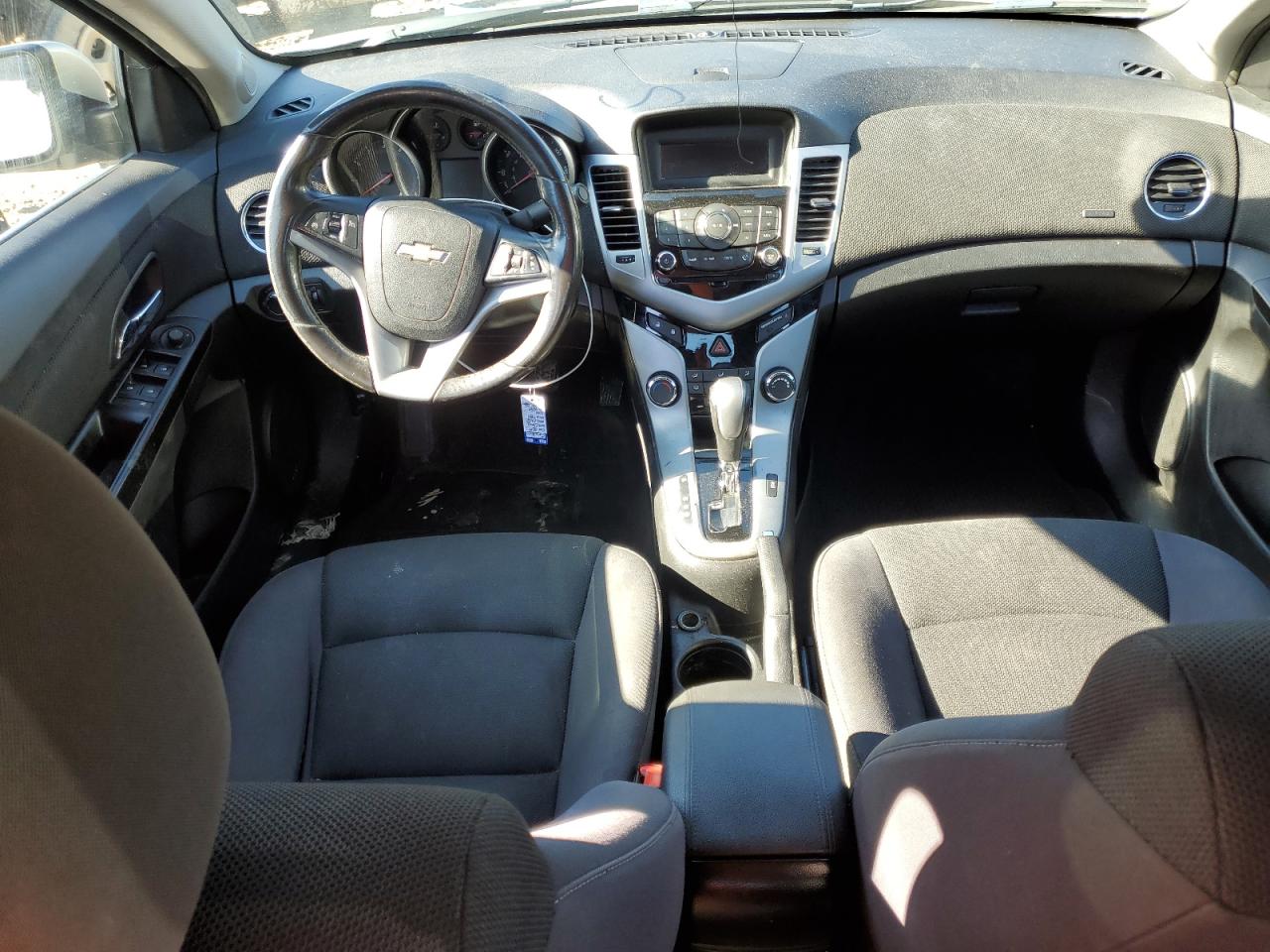 2014 Chevrolet Cruze - Image 8