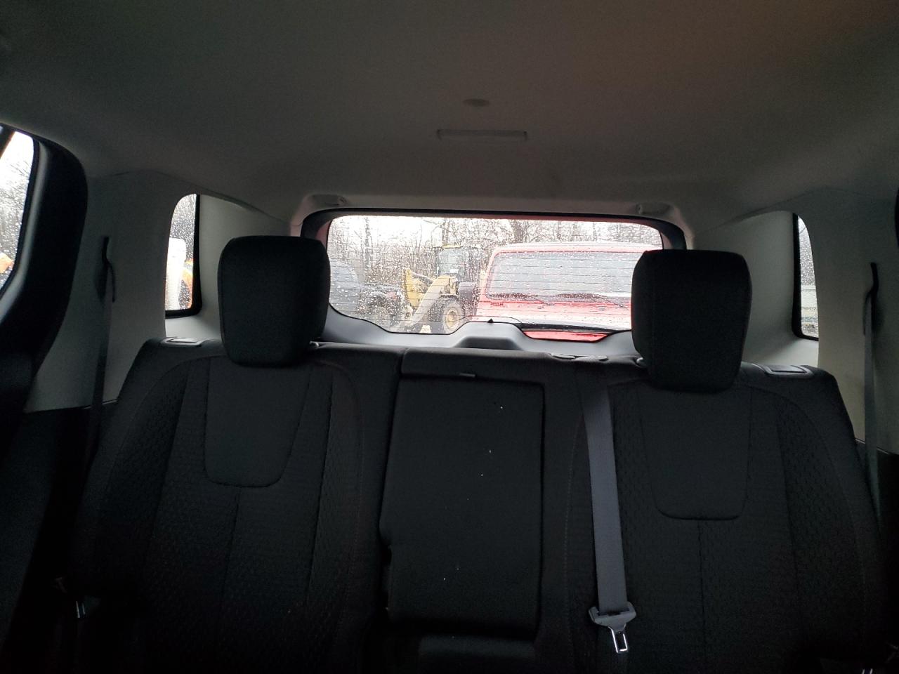 2015 GMC Terrain - Image 10