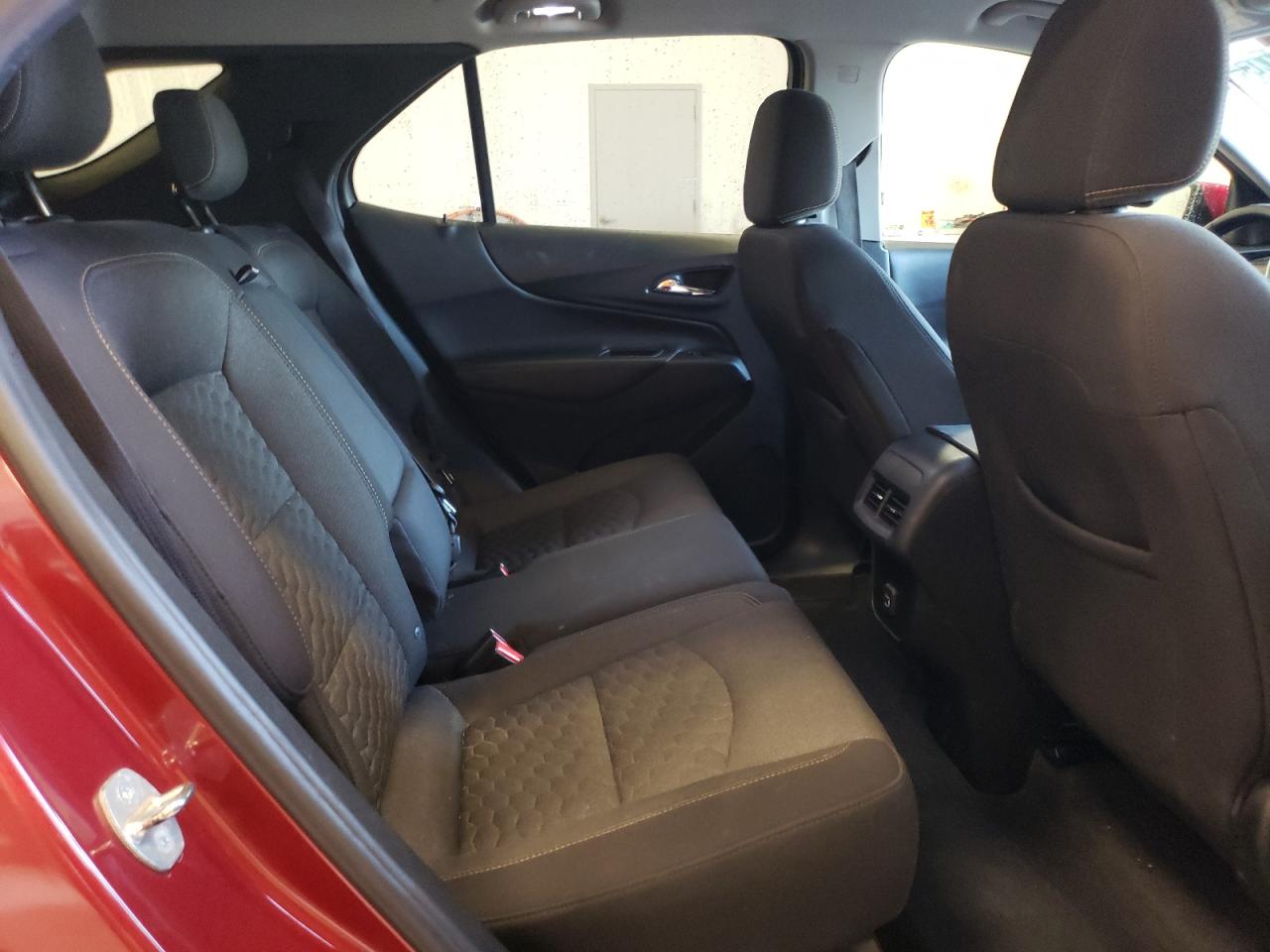2020 Chevrolet Equinox - Image 11