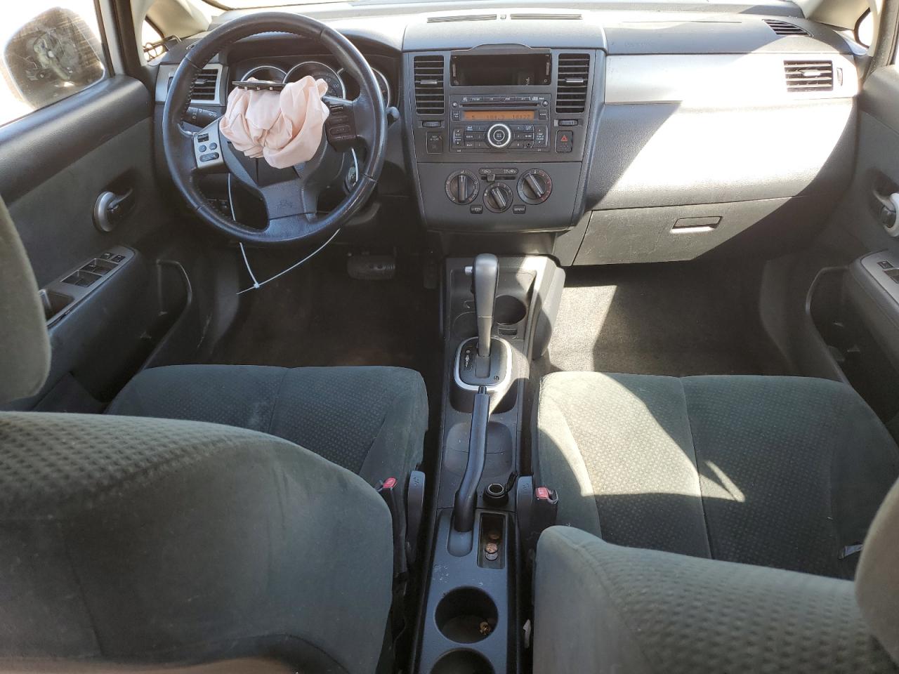 2012 Nissan Versa - Image 8