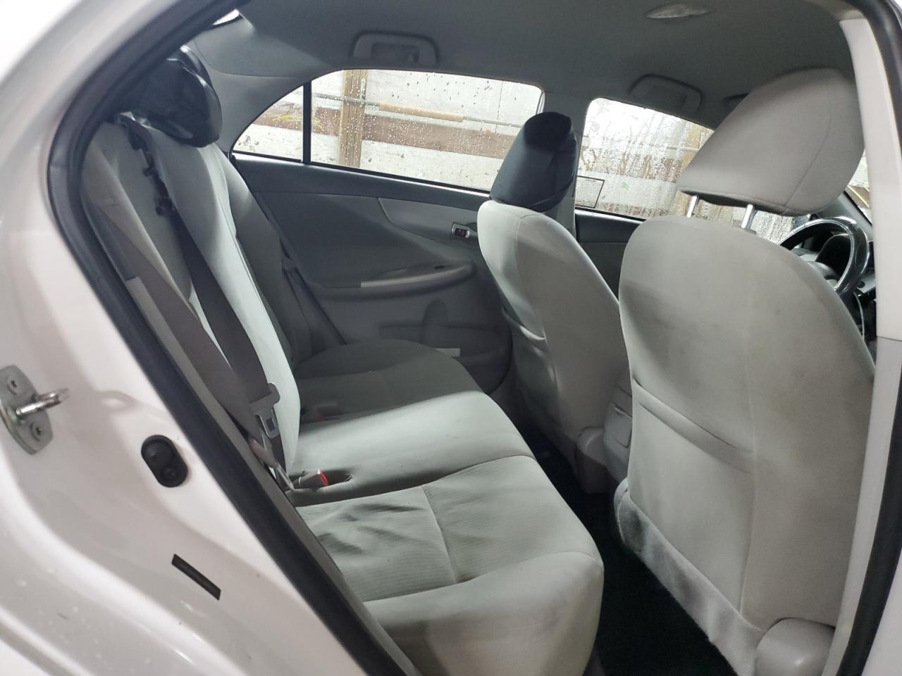 2010 Toyota Corolla - Image 10