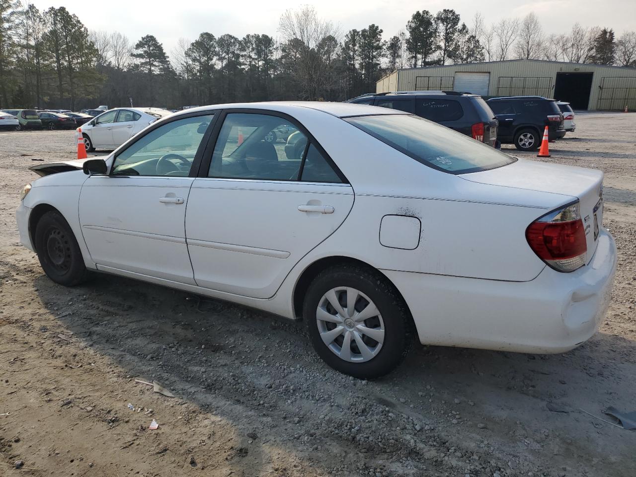 2005 Toyota Camry - Image 2