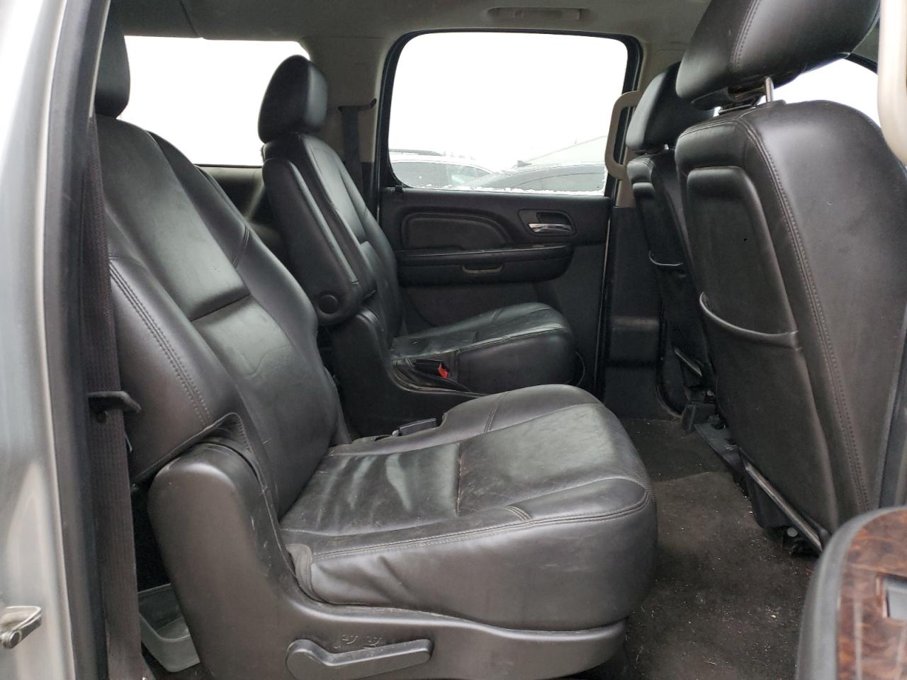 2013 GMC Yukon - Image 11