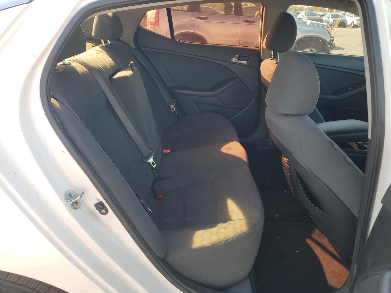 2015 Kia Optima - Image 10