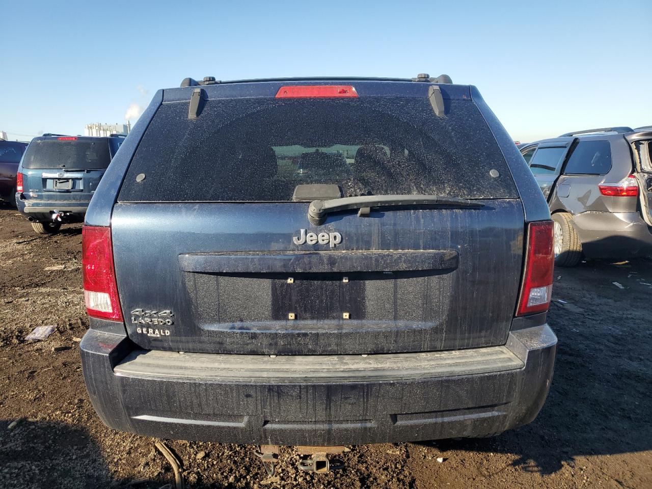 2010 Jeep Grand Cherokee - Image 6