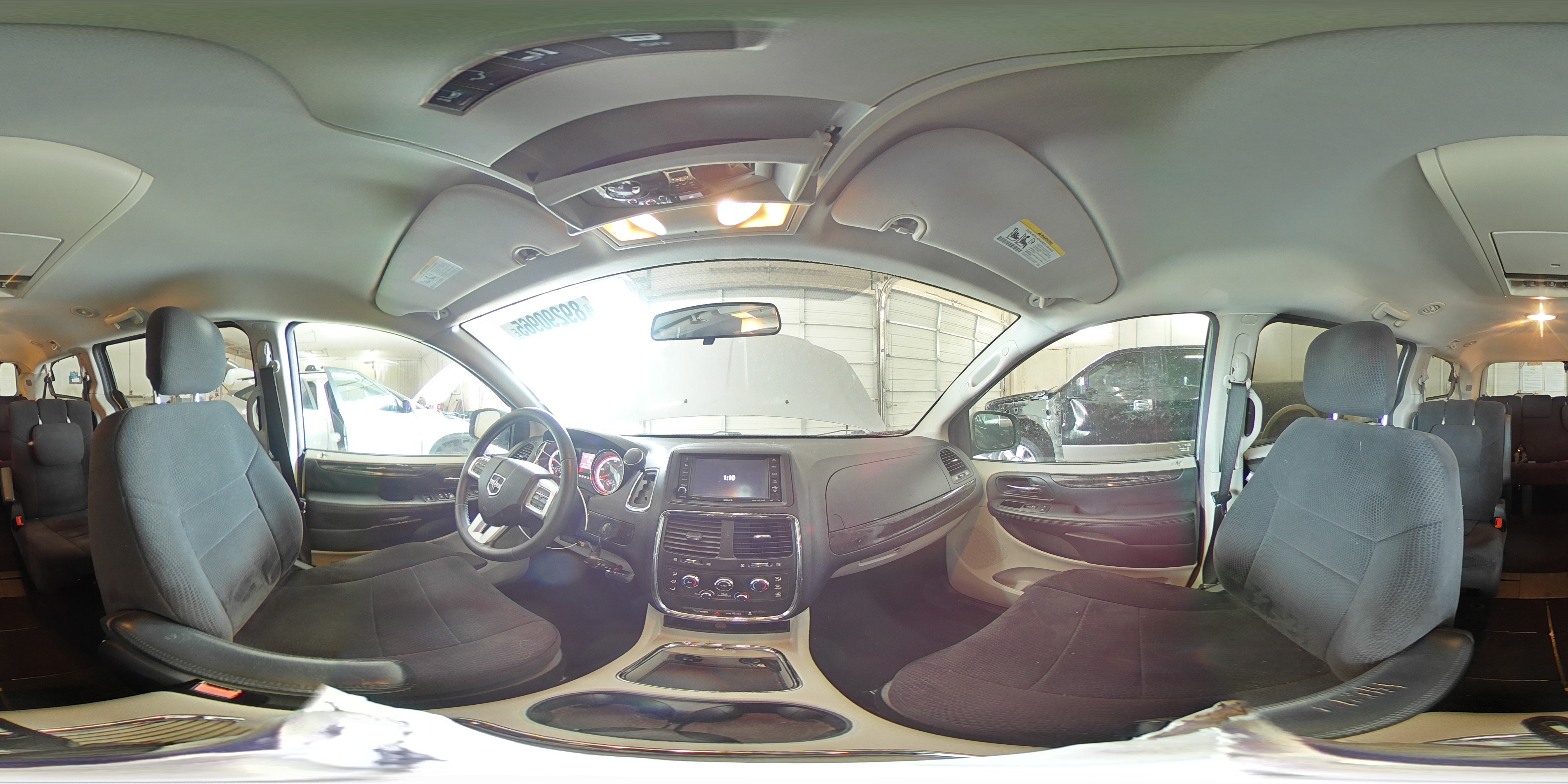 2013 Dodge Caravan - Image 15