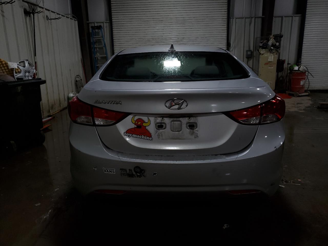 2013 Hyundai Elantra - Image 6