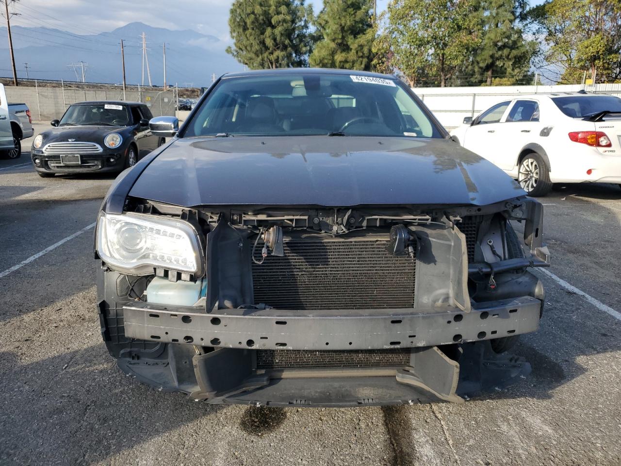 2017 Chrysler 300 - Image 5