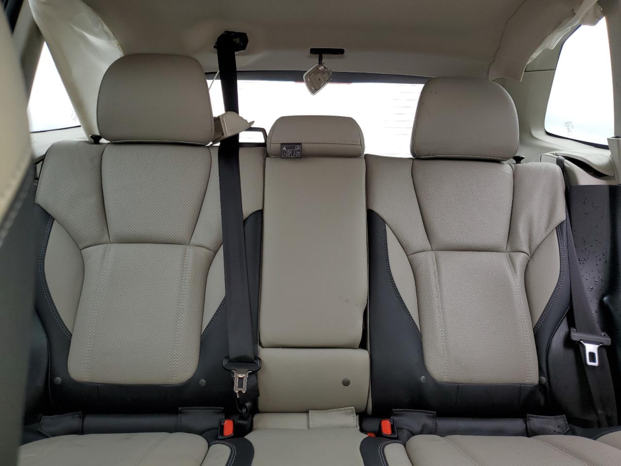 2020 Subaru Forester - Image 10