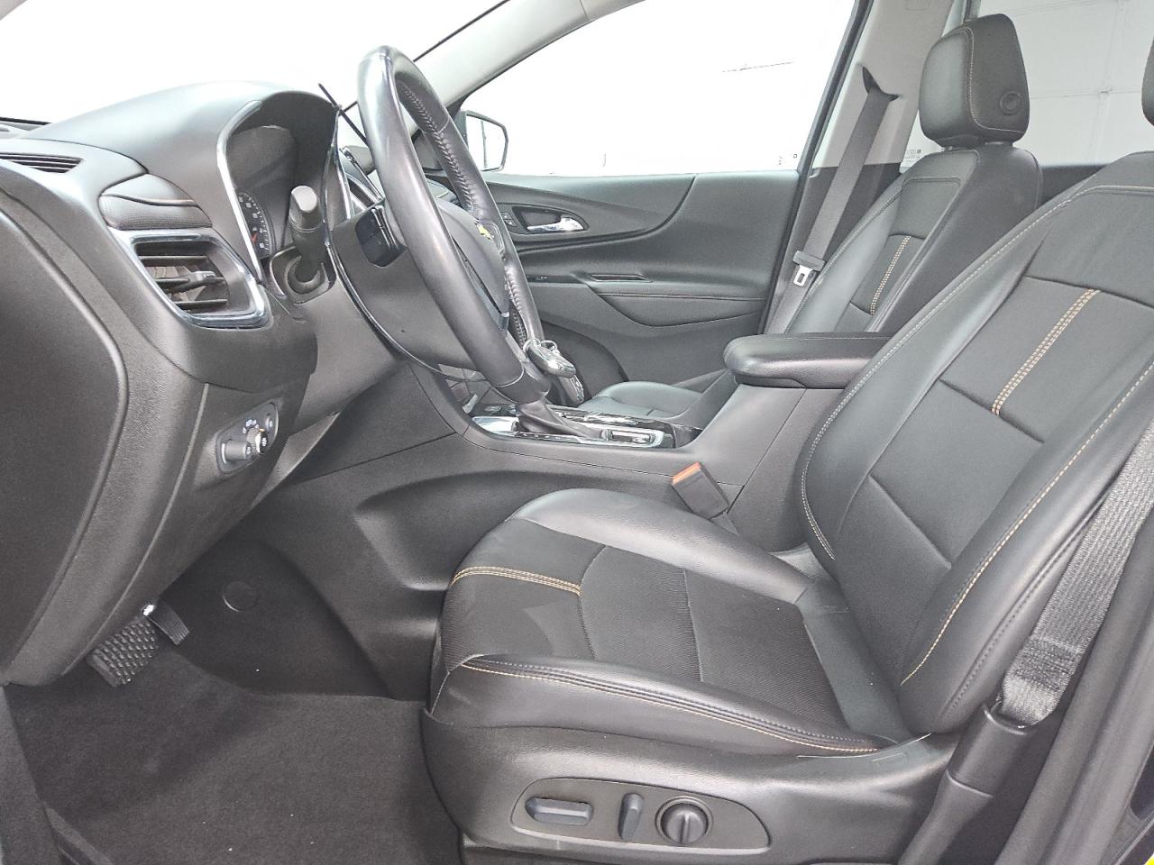 2022 Chevrolet Equinox - Image 7