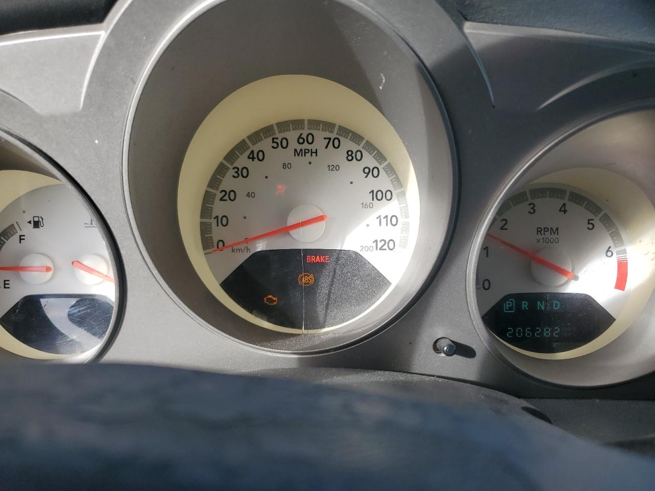 2008 Dodge Avenger - Image 9