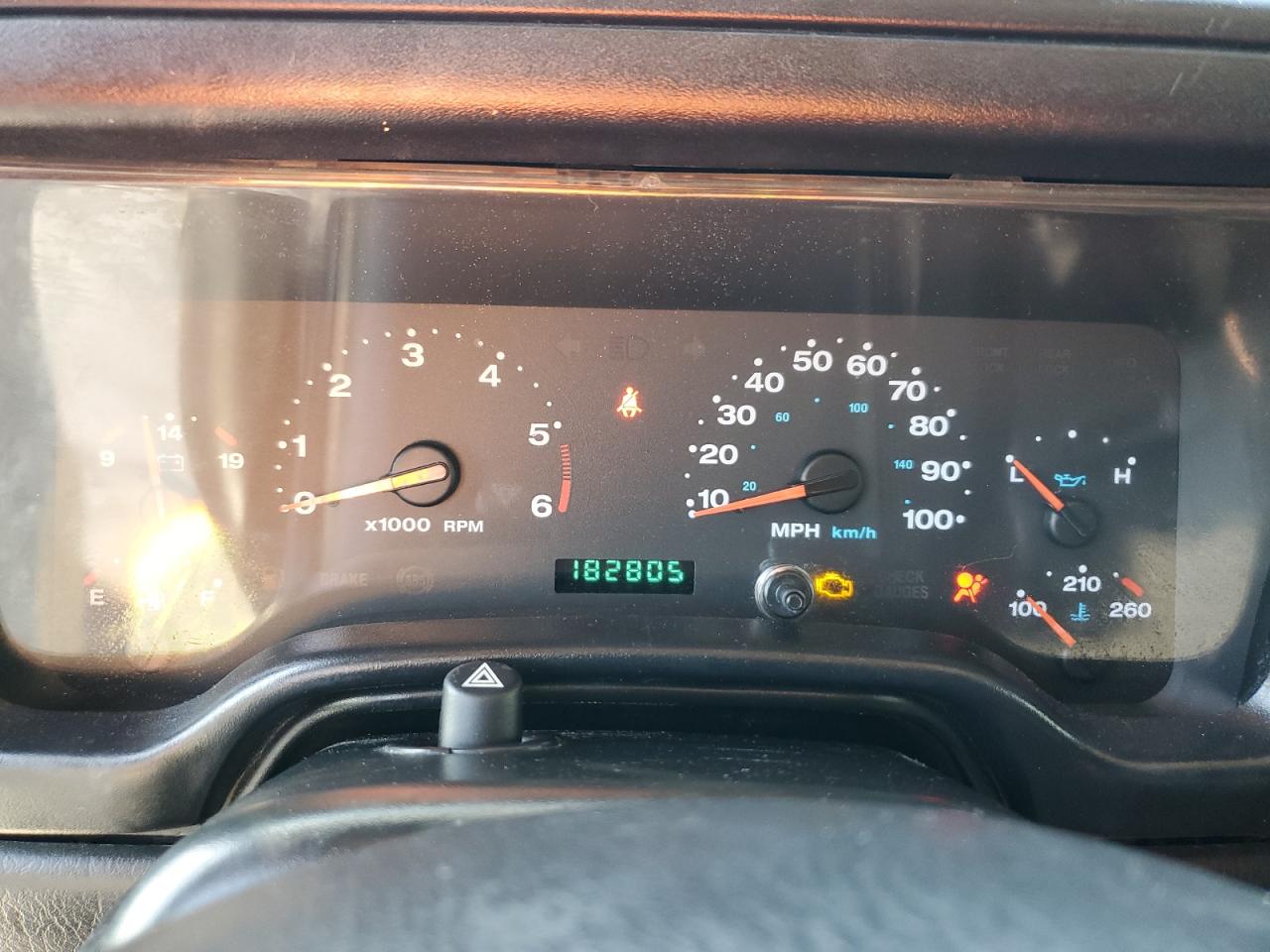 2006 Jeep Wrangler - Image 9