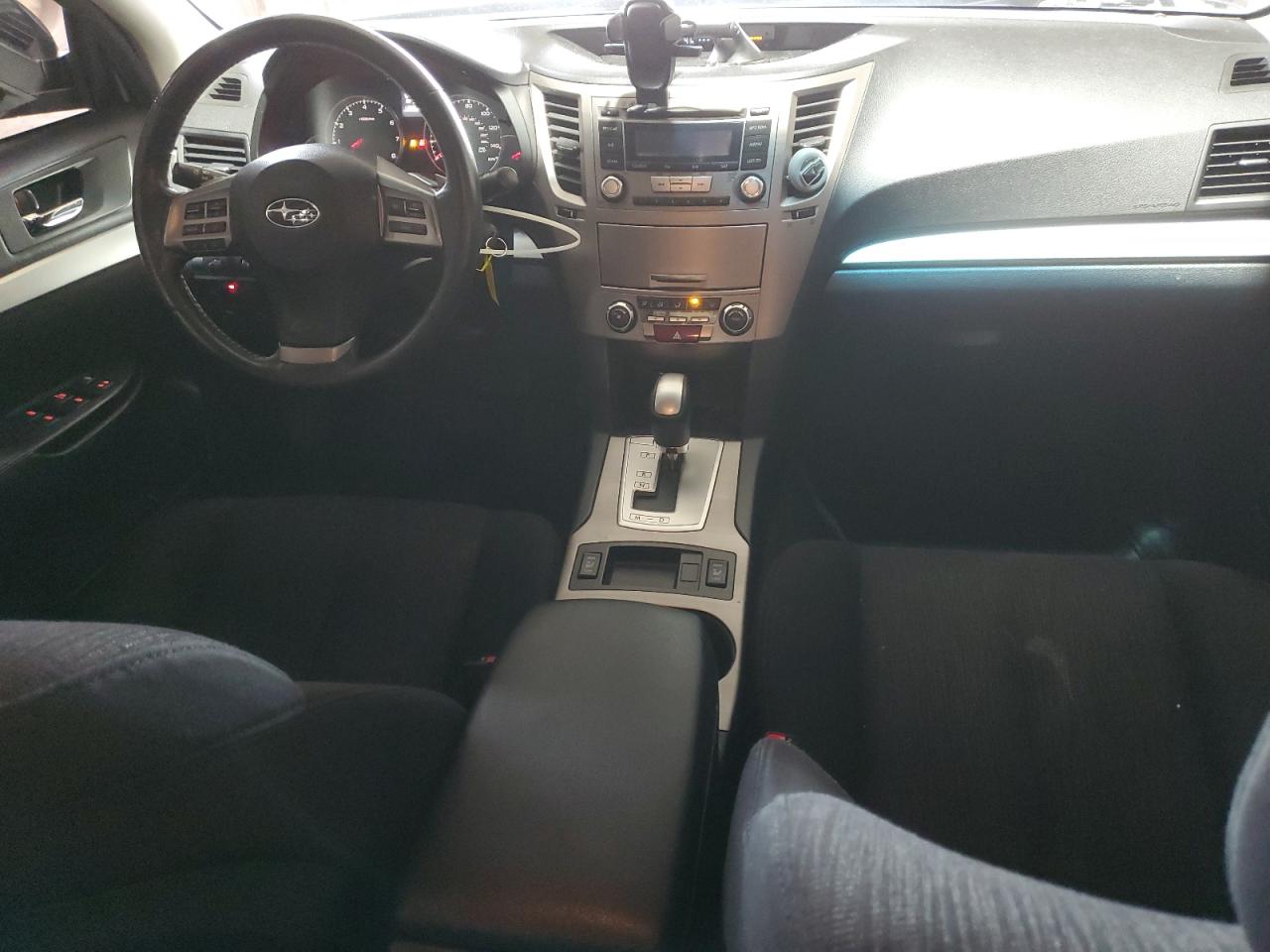 2013 Subaru Legacy - Image 8