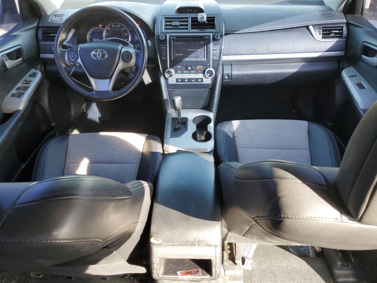 2014 Toyota Camry - Image 8