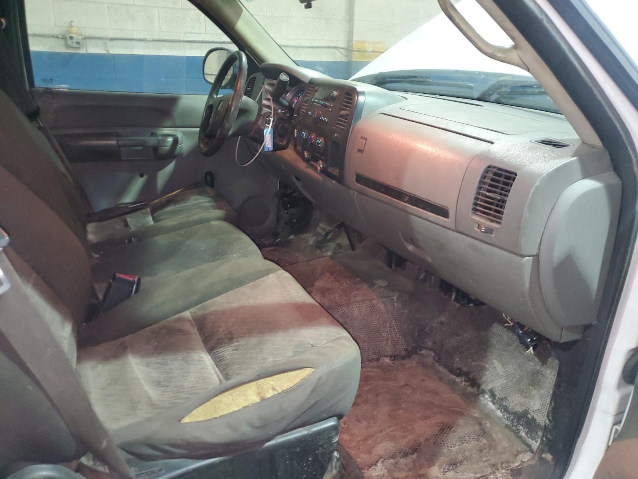 2009 GMC Sierra - Image 8