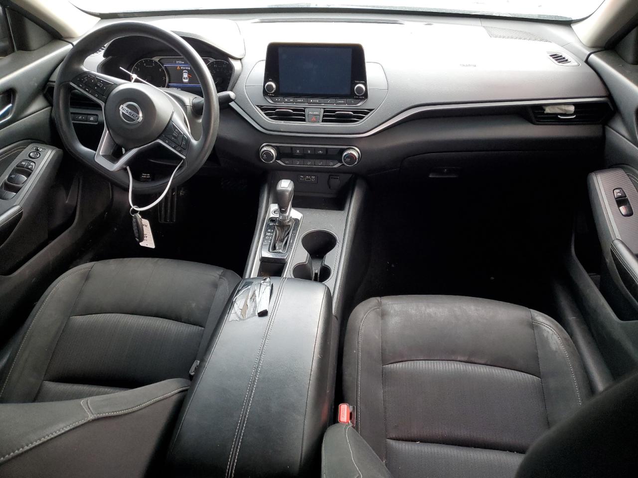 2019 Nissan Altima - Image 8