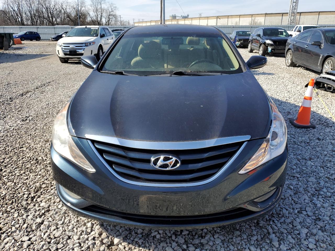2013 Hyundai Sonata - Image 5