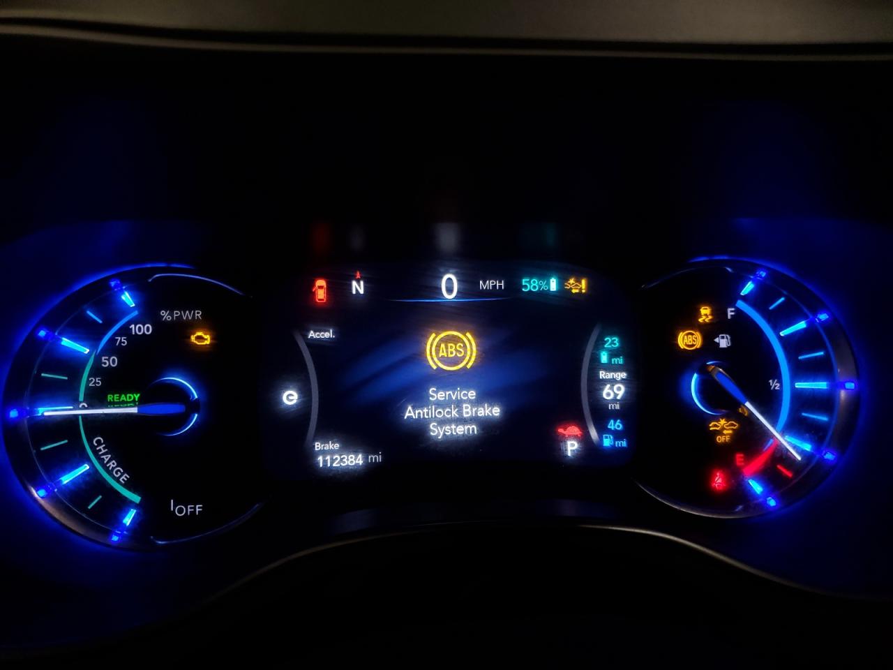 2017 Chrysler Pacifica - Image 9