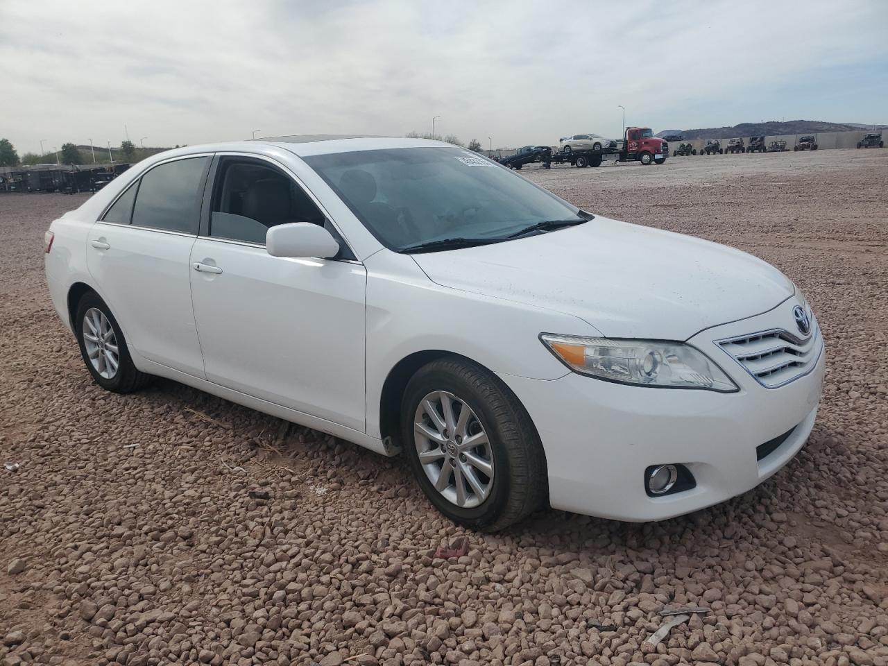 2011 Toyota Camry - Image 4
